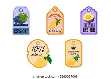 Una etiqueta con un agujero en la parte superior, elegante y creativa para etiquetar jugos, mermeladas y diferentes alimentos. Etiquetas de embalaje con uva, pera, ciruela, mango dorado, piña