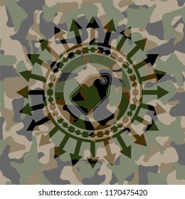 tag icon inside camo texture