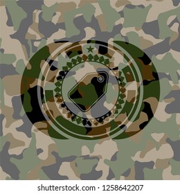 tag icon inside camouflaged emblem