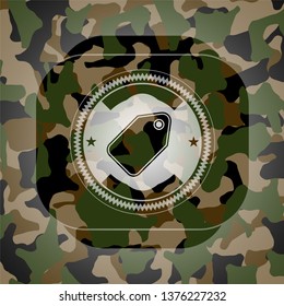 tag icon on camo texture