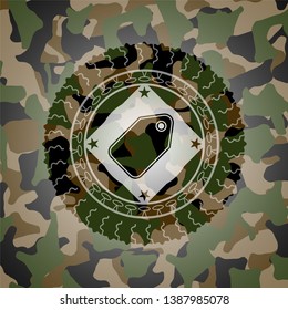 tag icon on camo texture