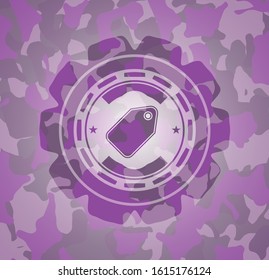 tag icon on pink camo pattern