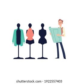 Schneider Mann, der mit dummem Mannequin steht und sich das Papierkleidungsprogramm einzeln auf weißem Hintergrund ansieht - Modedesigner's Nähgerät. Flache Vektorgrafik