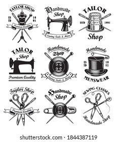 Conjunto de plantillas de emblema de la tienda de productos a medida. Ilustraciones vectoriales de máquinas de coser, agujas, espesores, alfileres y tijeras. Concepto de artesanía para tiendas artesanales o clases de costura diseño de emblemas