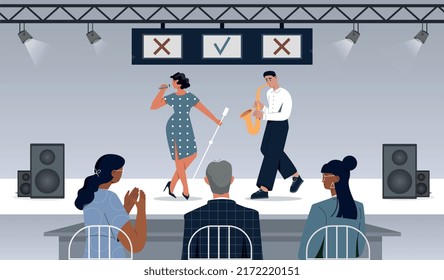 Concepto de show de talento. El hombre y la mujer actúan en público. Hombre con saxofón y mujer con micrófono en el escenario. Músicos cantan canciones, futuras celebridades frente al jurado. Dibujo vectorial plano de dibujos animados