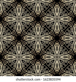 Tapestry baroque vector seamless pattern. Colorful floral lace background. Embroidery flowers, leaves, hatched grunge baroque ornaments. Embroidered endless rough texture. Vintage ornate design.