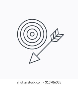 Target with arrow icon. Dart aim sign. Linear outline icon on white background. Vector