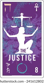 Tarjeta Tarot número ocho, llamada Justicia. Silhouette de mujer con los brazos abiertos y una báscula. Egipcio