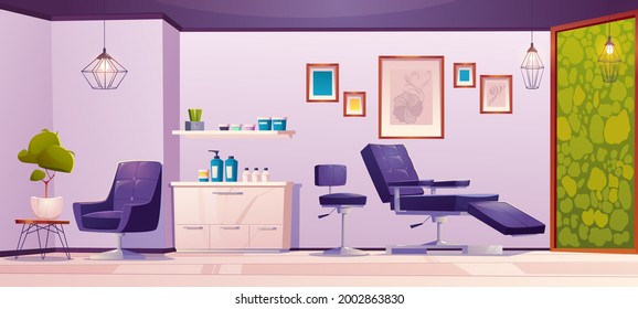 Tatuaje o salón de belleza interior. Moderna sala vacía con sillones para cliente y maestro, tarros de cosmética, herramientas, equipo y elegantes bocetos de tinta colgados en la pared, ilustración vectorial de dibujos animados