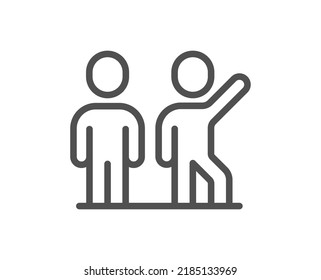 Icono de línea de trabajo en equipo. El equipo trabaja juntos para firmar. Símbolo de asociación comercial. Elemento de diseño de calidad. Icono de trabajo en equipo de estilo lineal. Trazo editable. Vector