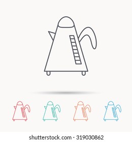Teapot icon. Kitchen kettle sign. Hot drink appliance tool. Linear icons on white background. Vector