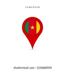 Marcador de mapa de lágrimas con bandera de Camerún. Bandera camerunesa insertada en el pin del mapa de ubicación. Ilustración vectorial plana aislada en fondo blanco.
