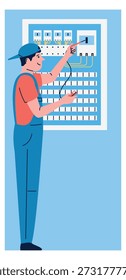 O técnico trabalha com o painel de controle do poder. Manutenção elétrica
