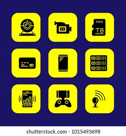 Technology vector icon set. webcam, server, sd card and credit card