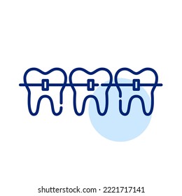 Teeth with braces. Orthodontist treatment. Pixel perfect, editable stroke line icon