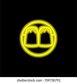 Teeth yellow glowing neon ui ux icon. Glowing sign logo vector