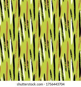 Trazo del pincel de desorden texturizado, rayas verticales largas, patrón de vector superficial. Colores verdes y marrones.