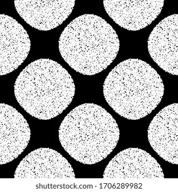 Texturierte schwarz-weiße Vektorillustration nahtlose Muster. gepolsterter geometrischer Hintergrund. Polka-Punkte wiederholen Hintergrund. Verzierte Verzierungen mit verstopften Stiften. Abstraktes modernes Design. Endlose Textur. Für Drucke, Bildschirmhintergründe.