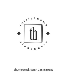 TH Initial beauty monogram logo vector