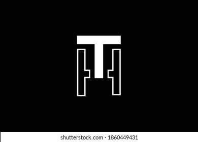TH Buchstaben Logo Design auf luxuriösem Hintergrund. HT Monogram Initials Buchstaben Logo Konzept. DAS Icon-Design. FT elegante und professionelle, weiße Buchstaben Symbol Design auf schwarzem Hintergrund. T H