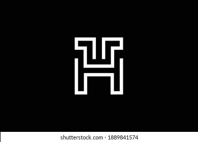 Diseño del logo de la carta sobre fondo de lujo. Concepto del logotipo de la letra de la letra del monograma HT. EL diseño de iconos. Diseño de iconos de letras blancas elegantes y profesionales HT en el fondo negro.