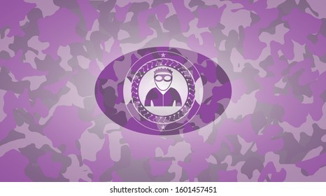 thief icon on pink and purple camouflaged pattern