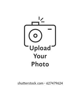 logo de la cámara negra de línea delgada como subir tu foto. elemento de diseño gráfico aislado en fondo blanco o en un logotipo de tendencia lineal. símbolo web ui de transferencia para el concepto de galería fotográfica