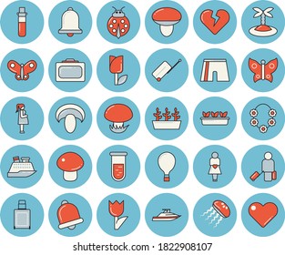 Juego de íconos de color azul delgado - champiñón plano, ladybird, tulipán, plántulas, mariposas, análisis de sangre, gestación, pantalones cortos atléticos, globo, equipaje, maleta, isla, corona hawaiana, yate