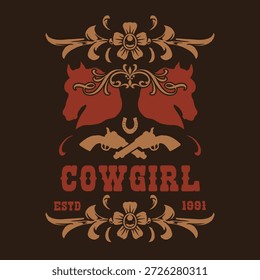 Esta obra de arte apresenta um design vintage-inspirado mostrando duas cabeças de cavalo e armas cruzadas emolduradas por flores ornamentadas. É uma expressão ousada de cultura e tradição cowgirl.