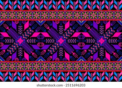 Esta imagem mostra um tecido geométrico arrojado e intrincado em uma matriz vibrante de cores, incluindo rosa profundo, roxo, azul e preto. O design apresenta um padrão de estrela central cercado por ziguezague l