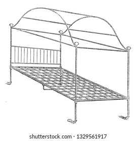 Esta es la representación que muestra un cabezal de cama de carpa de hierro, fabricado por Messer, dibujo vintage o ilustración de grabado.