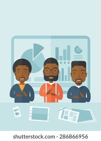 Tres hombres de raza negra que hablan aplaudiendo para una exitosa presentación financiera de negocios con tablet, smartphone y un periódico como guía. Concepto de trabajo en equipo. Un estilo contemporáneo con colores pastel