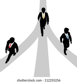 Tres hombres de negocios caminan por tres caminos hacia el futuro