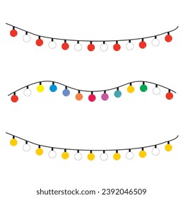 Tres guirnaldas de luces de colores sobre un fondo blanco