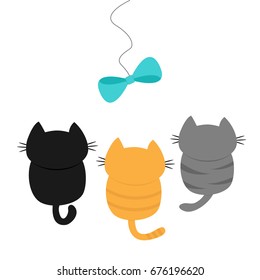 Three kittens looking up to bow on rope. Cute cartoon funny character. Playing animal set. Adopt me. Love card Flat design White background Isolated Vector