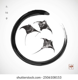 Tres mantarrayas en un círculo de zen negro. Pintura sumi-e minimalista. Jeroglíficos - eternidad, libertad, felicidad, espíritu.