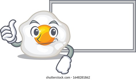 Streichfrittierter Eierkartoon mit einer Tafel