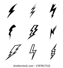 Blitzschlag, Blitzschlagzeichen. Schwarze Donner-Symbole auf weißem Hintergrund. Vektorset mit schwarzen Donner-Symbolen. Vektorgrafik