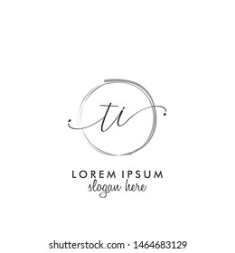 TI Initial beauty monogram logo vector