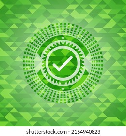 icono de marca dentro del emblema de mosaico verde realista. 