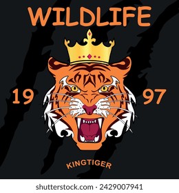 Cabeza de tigre rey con fondo verde