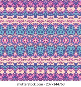 Patrón de boho étnico en las baldosas para la tela. Resumen de diseño de rayas geométricas vintage de suéter de patrón sin costura ornamental.