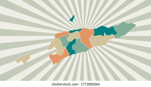 Mapa de Timor Oriental. Afiche con mapa del país en paleta de color retro. Forma de Timor Oriental con fondo de rayos de sol. Ilustración vectorial.