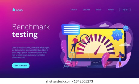 Pequeños empresarios miran el indicador de rendimiento de los productos. Prueba de referencias comparativas, software de evaluación comparativa, concepto de indicador de rendimiento de productos. Plantilla de página web de aterrizaje violeta vibrante del sitio web.