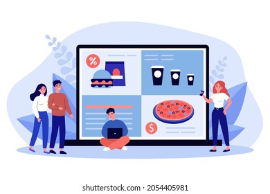 Gente pequeña pidiendo comida en línea en un portátil. Amigos sonrientes comprando comida rápida usando una aplicación de internet en un ordenador desde casa. Concepto de servicio de entrega. Ilustración de dibujos animados de vector plano.