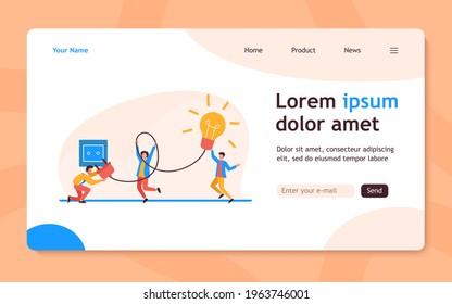 Gente pequeña que enciende la bombilla en el enchufe. Idea, lámpara, luz plana de electricidad vectorial ilustración. Concepto de lluvia de ideas y creatividad para banner, diseño de sitios web o página web de aterrizaje