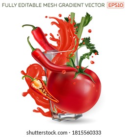 Tomate, pimientos rojos y apio alrededor de un vaso de zumo de verduras.
