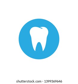 Tooth Icon, dental care icon. Vector illustration, flat design.