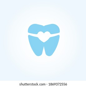 Tooth Silhouette With Braces And Invisalign. Heart In Tooth Negative Space, Flat Icon. Treatment And Alignment Of Dental Row, Symbol For Dental Clinic. Logo Idea For Orthodontist, Dentist. Vector..