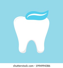 Diente con ícono dental de pasta dental aislado en fondo blanco. Limpie el diente y pegue la corona. Diseño de dibujos animados estilo caricatura odontología higiénica ilustración de pinturas. 